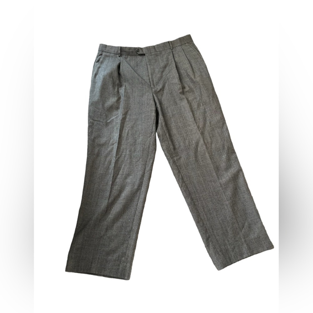Men’s Plaid wool dress pants Saks Fifth Avenue size‎ 38